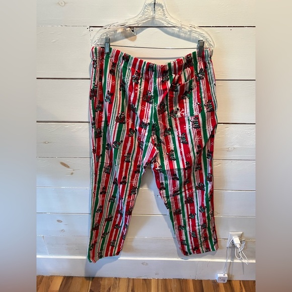 Buc-ee’s men’s Festive Striped Pajama Pants, size XL, GUC, Christmas, flannel - Picture 2 of 9